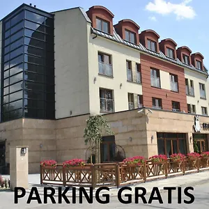 3* فندق Zakliki